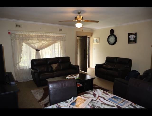 3 BEDROOM HOUSE FOR SALE IN NEW GERMANY